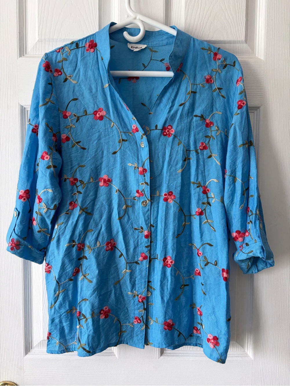 Kindred Blue Floral Button-Front Women's Top